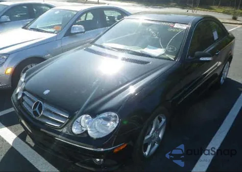 2009 Mercedes-Benz Clk350 z USA, uszkodzony, nr VIN WDBTJ56H29F269839